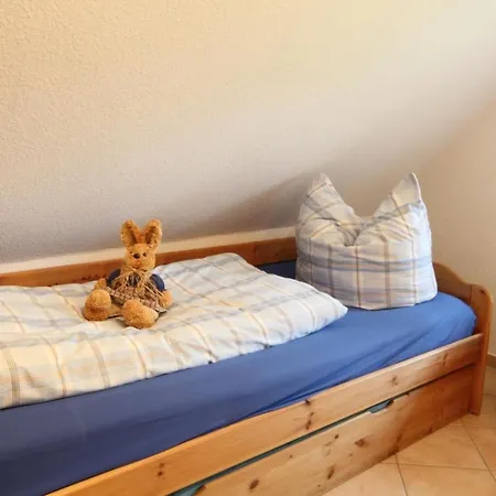 Apartament In Liepe Mit Grossem Garten By Interhome *